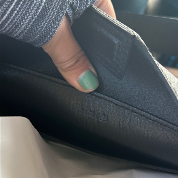 Madewell the essential bucket tote - Picture 5 of 5